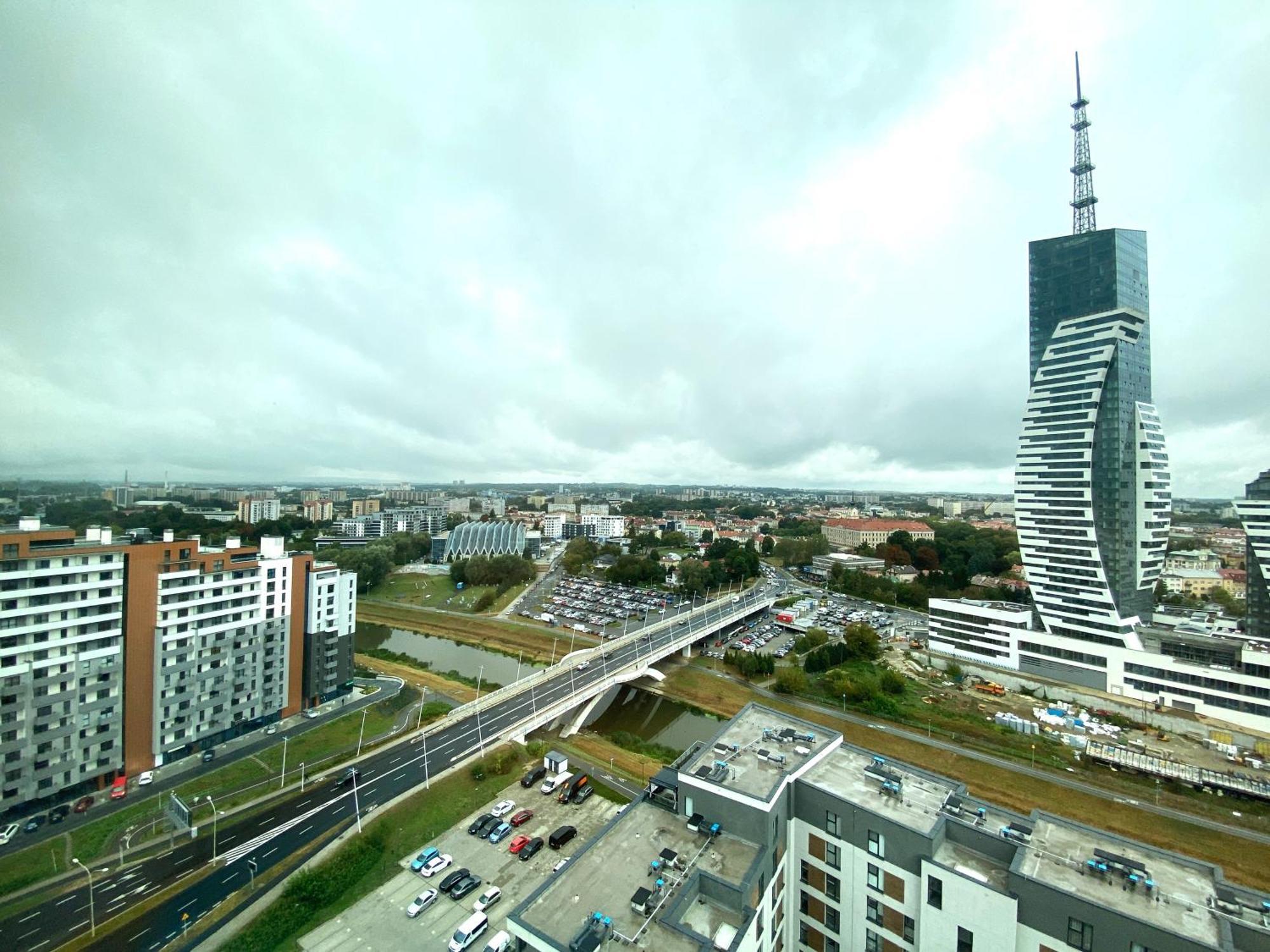 Panorama Capital Luna Rzeszow Luaran gambar