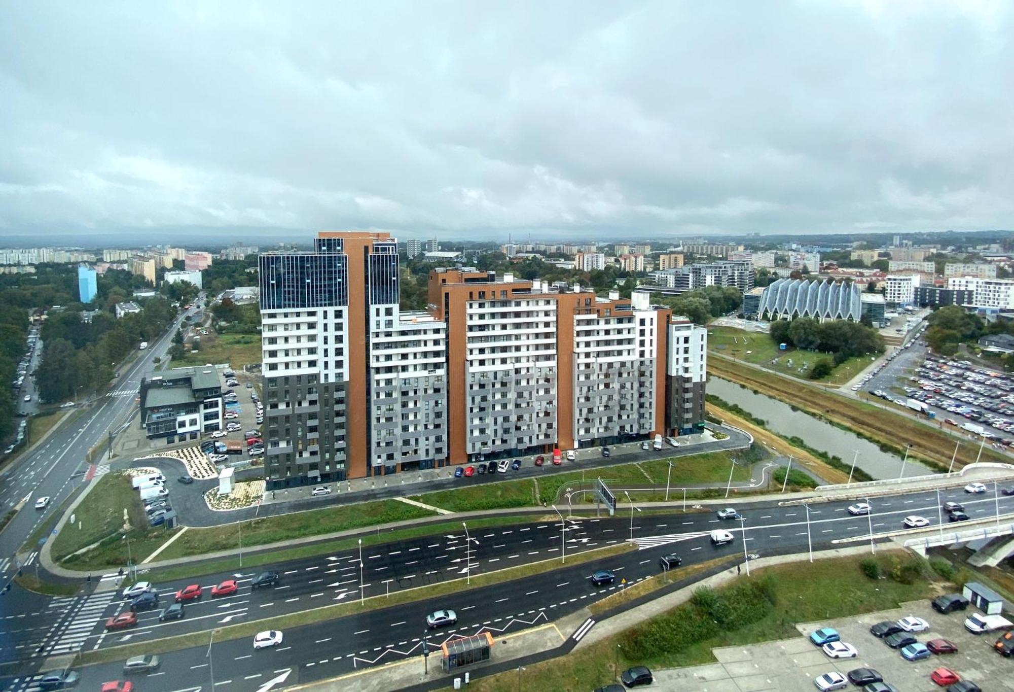 Panorama Capital Luna Rzeszow Luaran gambar